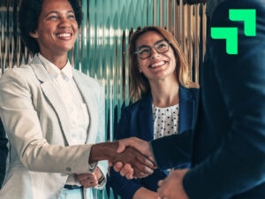 Pools de risques, couverture excédentaire et valeur de la communication